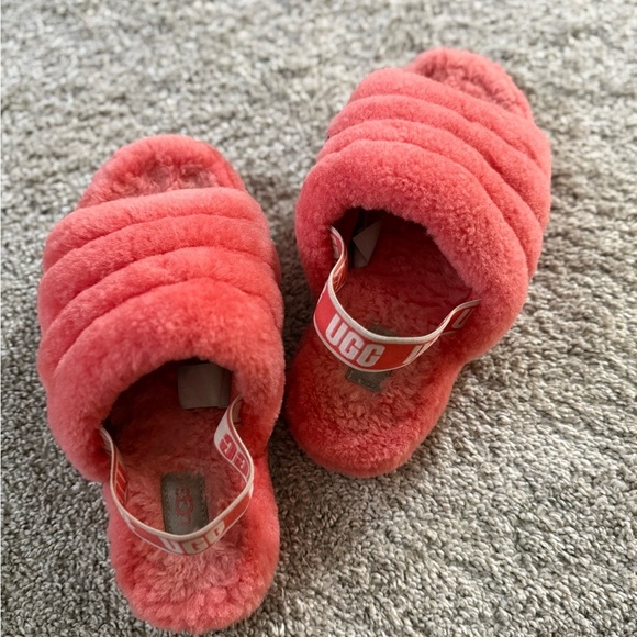 UGG Fluffy Pink Slippers - Picture 3 of 7